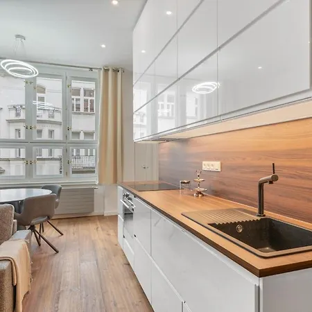 Design In The Heart Of Old Town 公寓