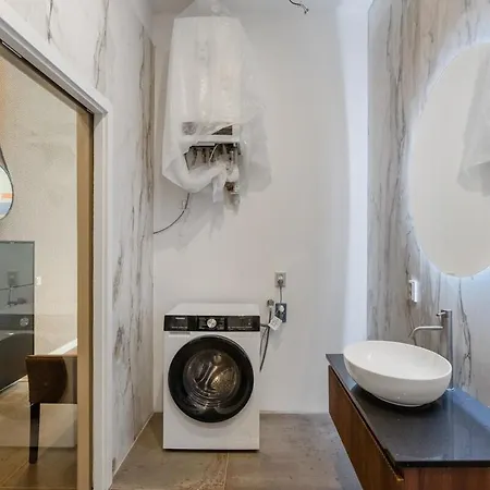 Design In The Heart Of Old Town